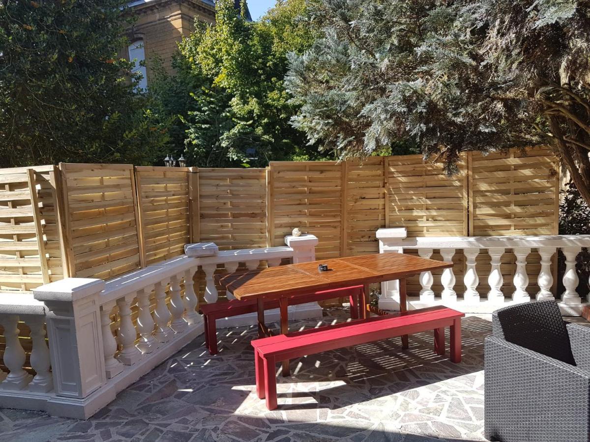 Maisonnette Privatisee Sedan Exteriér fotografie